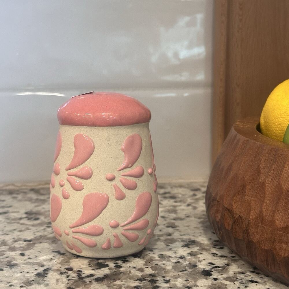 Talavera Pottery NEW Pink Ceramic Salt Shaker Made in Mexico Hand Painted